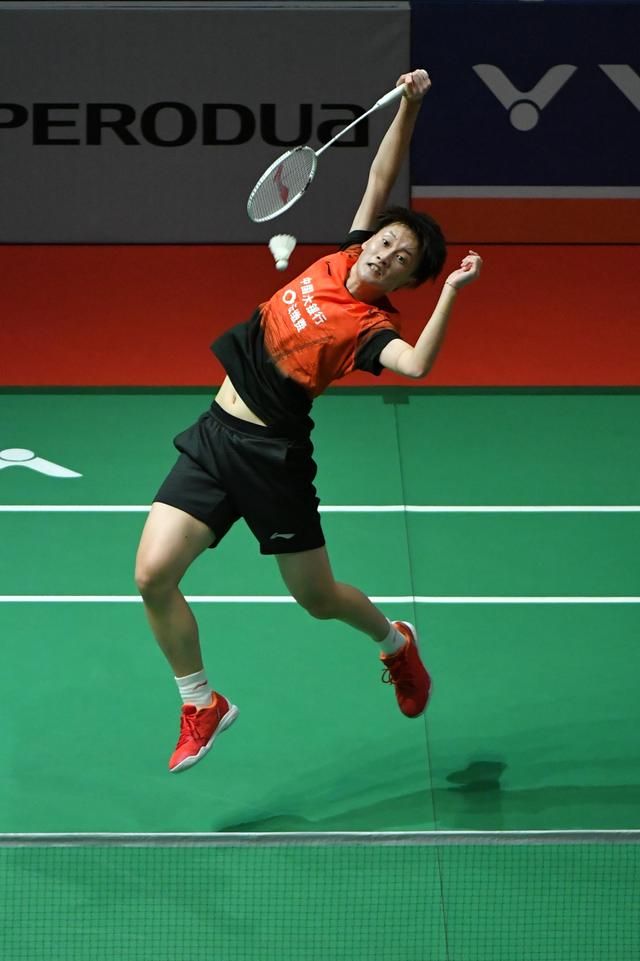 国足球员显 国足球员显