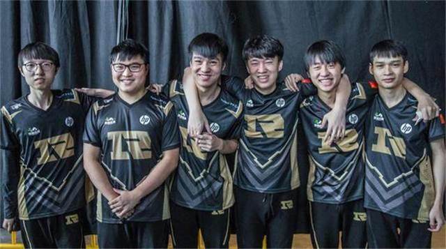 比赛伊始 比赛伊始