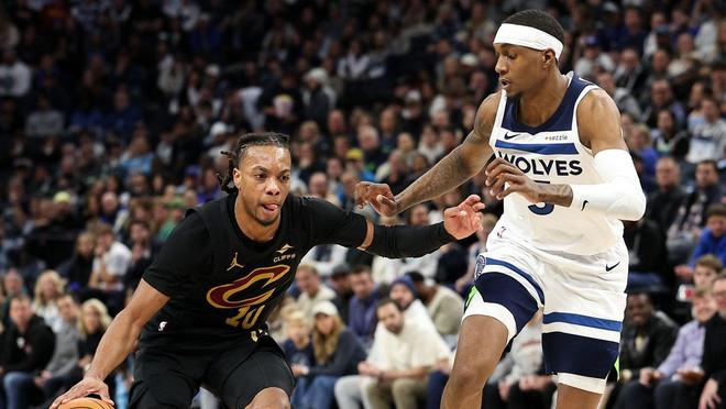 通过卓越的 通过卓越的