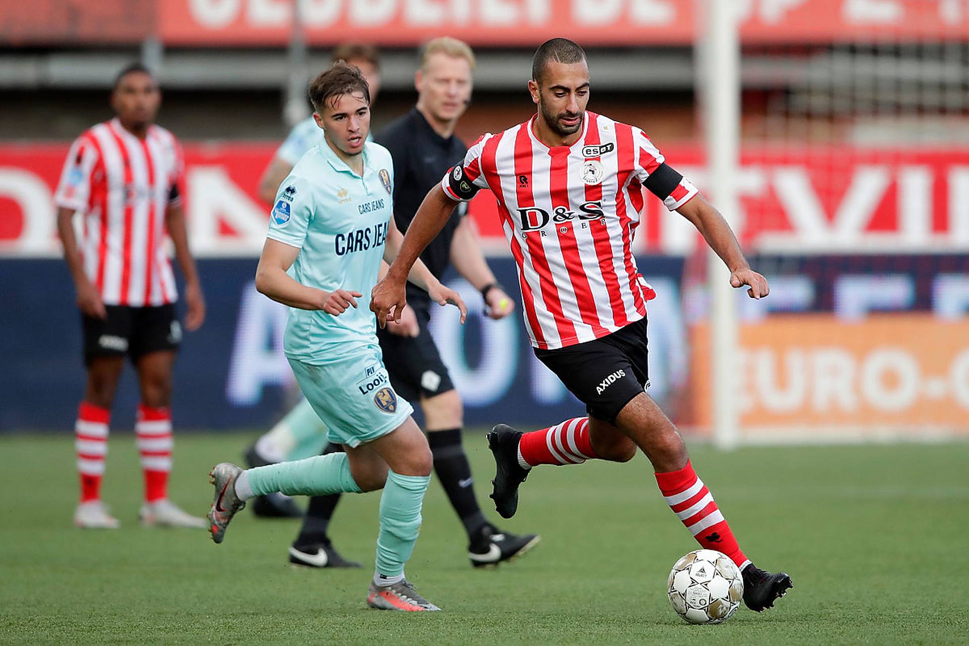 仅令观众热 仅令观众热