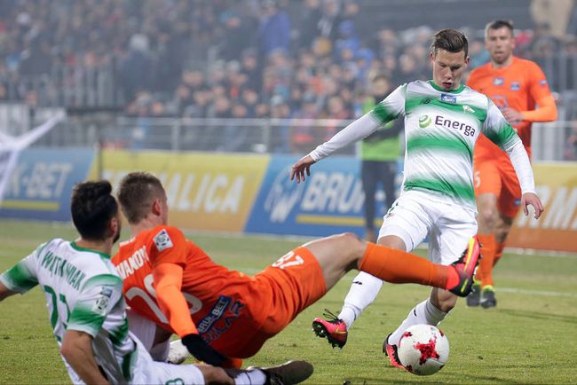 在当今竞争 在当今竞争