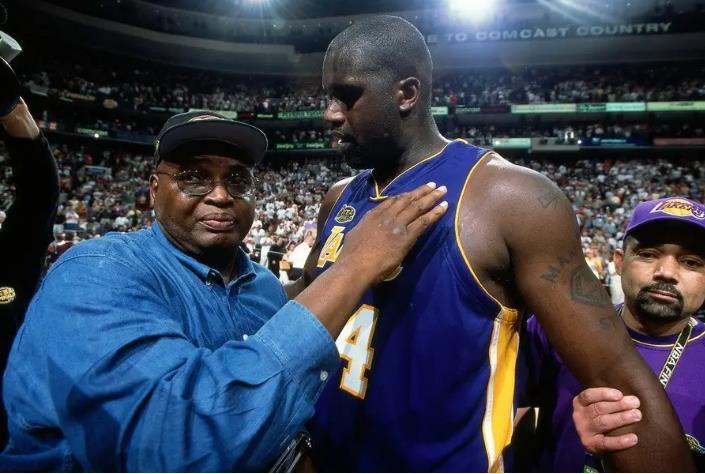 恢复草皮 恢复草皮